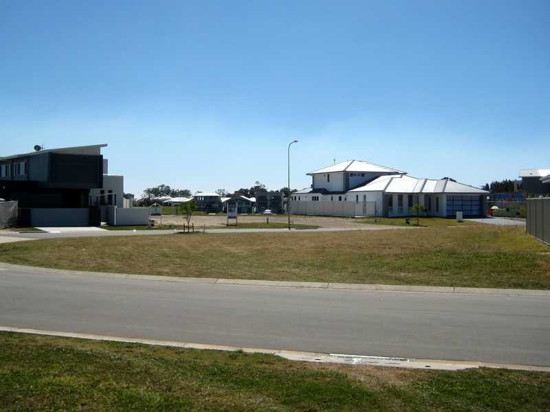 16 Harbourside Crescent, Port Macquarie NSW 2444