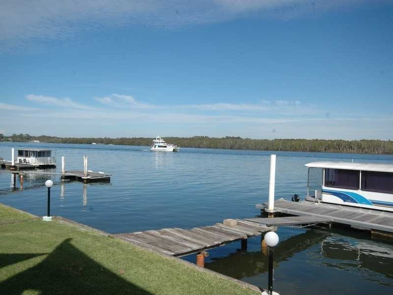 19 Riverside Drive, Port Macquarie NSW 2444