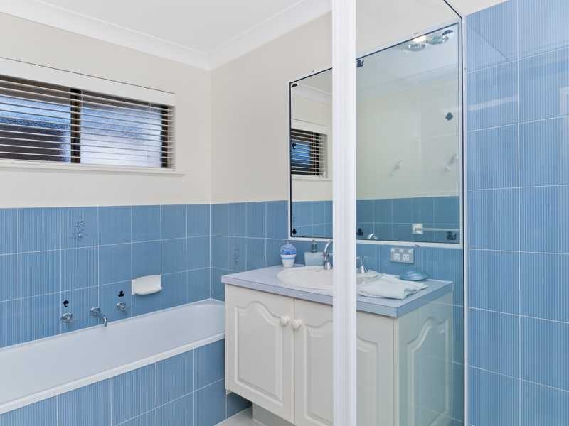 11 Laguna Place, Port Macquarie NSW 2444