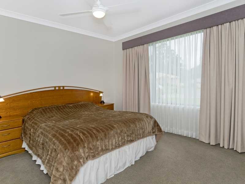 8 Lyrebird Place, Port Macquarie NSW 2444