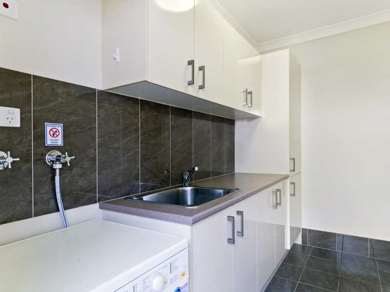 8 Lyrebird Place, Port Macquarie NSW 2444