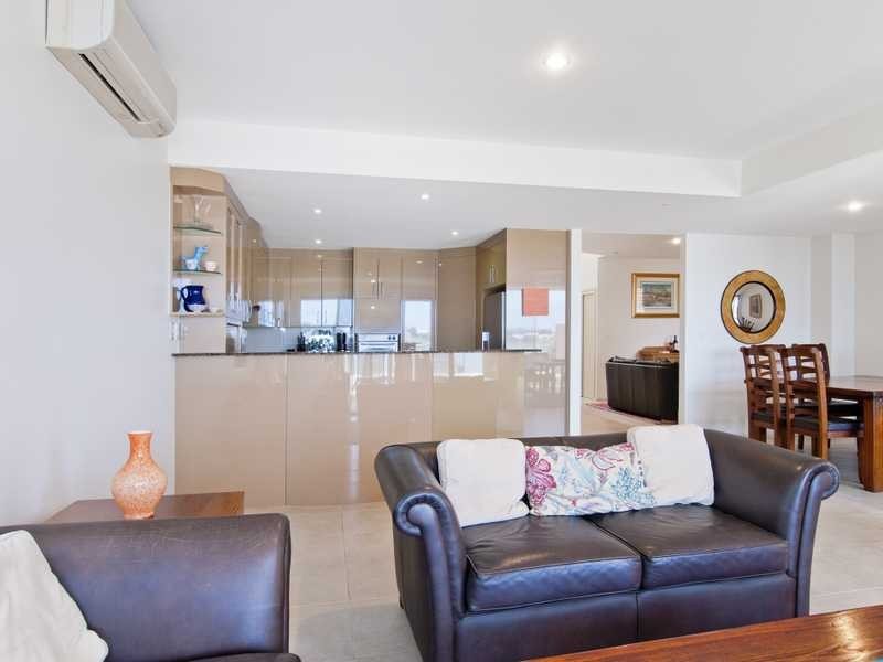 2/4 The Peninsula, Port Macquarie NSW 2444