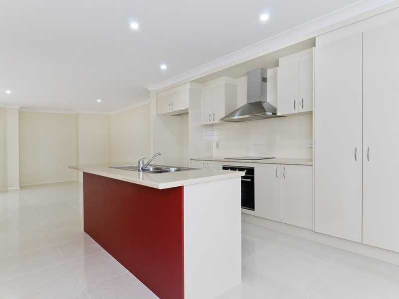 10 Round Oak Close, Port Macquarie NSW 2444