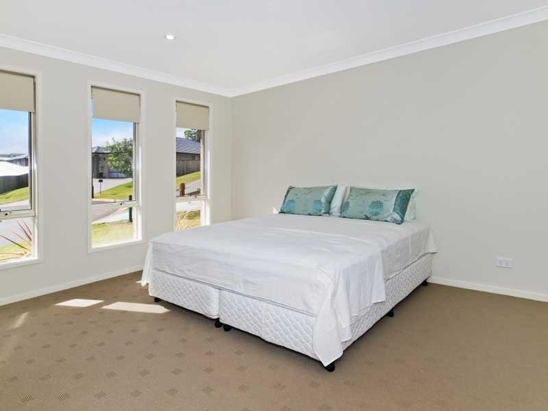 10 Round Oak Close, Port Macquarie NSW 2444