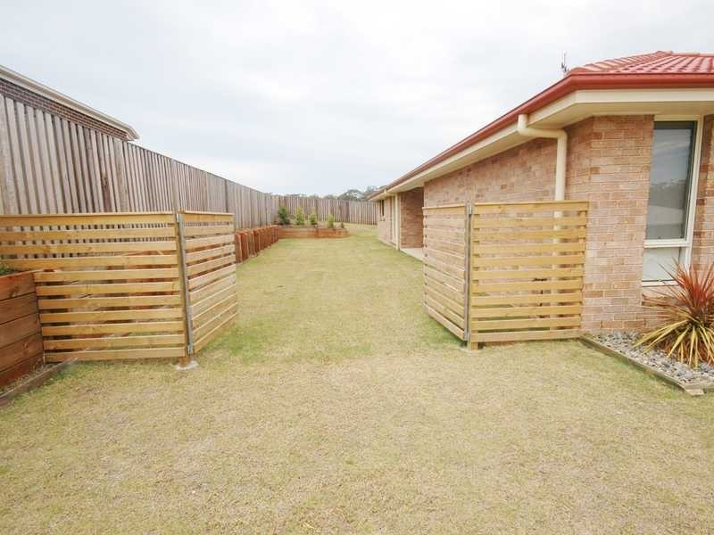 10 Round Oak Close, Port Macquarie NSW 2444