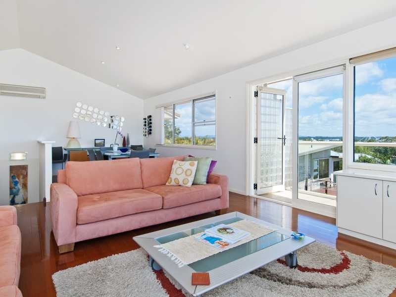 2/6 Hastings Avenue, Port Macquarie NSW 2444