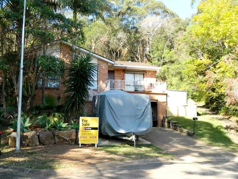 6 Woodvale Place, Port Macquarie NSW 2444