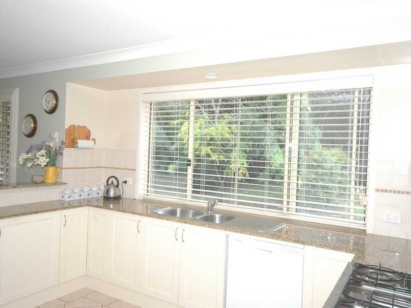 5 Lakeside Way, Lake Cathie NSW 2445