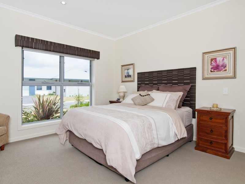 8 Eastside Terrace, Port Macquarie NSW 2444