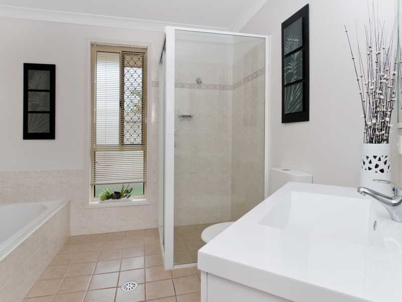 2/4 Sheriff Way, Port Macquarie NSW 2444