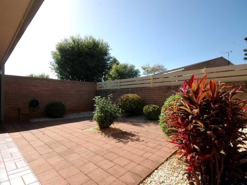 16/64 Lake Road, Port Macquarie NSW 2444