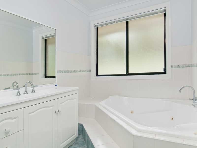 49 Lakeside Way, Lake Cathie NSW 2445