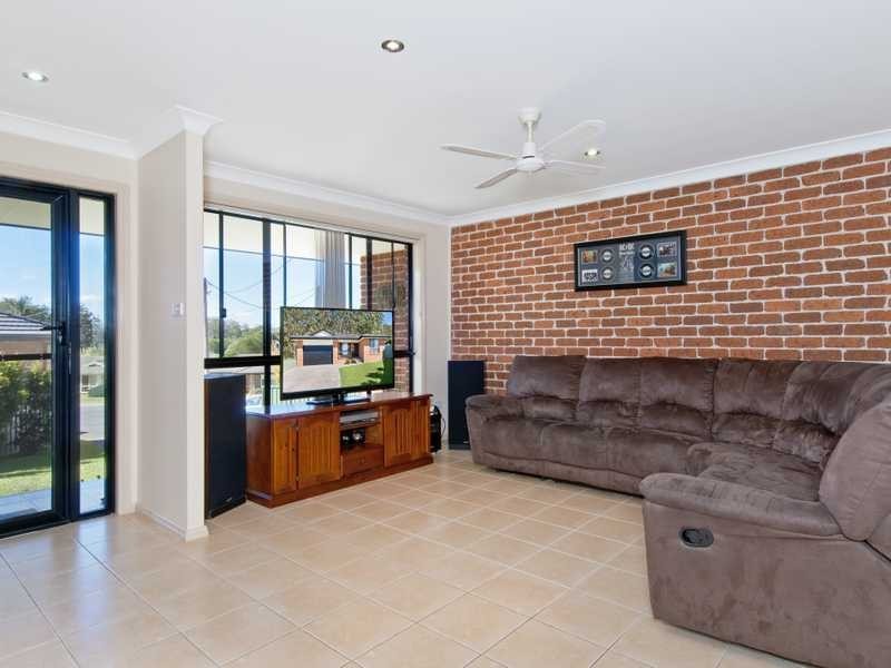 13 Yarrat Place, Wauchope NSW 2446