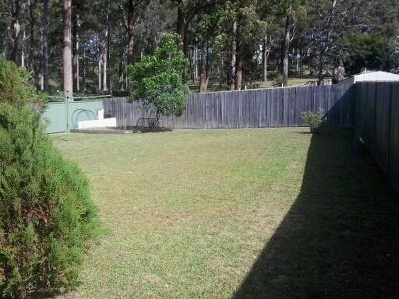 13 Yarrat Place, Wauchope NSW 2446