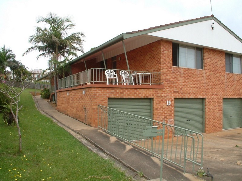 2/19 Garden Crescent, Port Macquarie NSW 2444