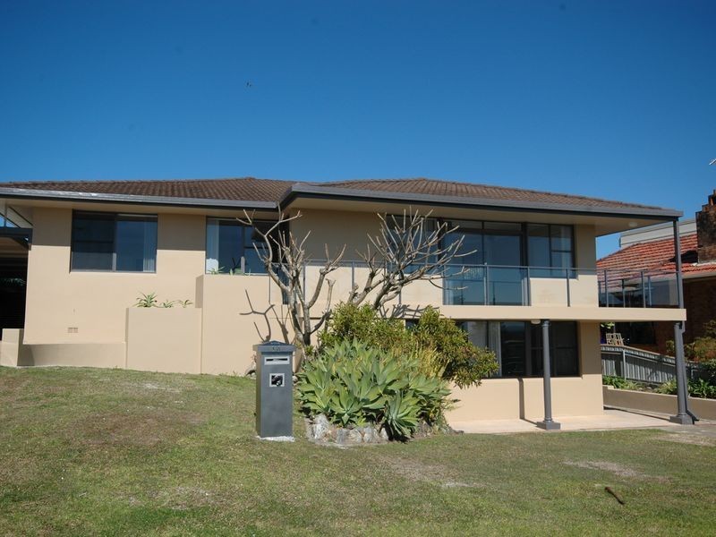 14 Burrawan Street, Port Macquarie NSW 2444