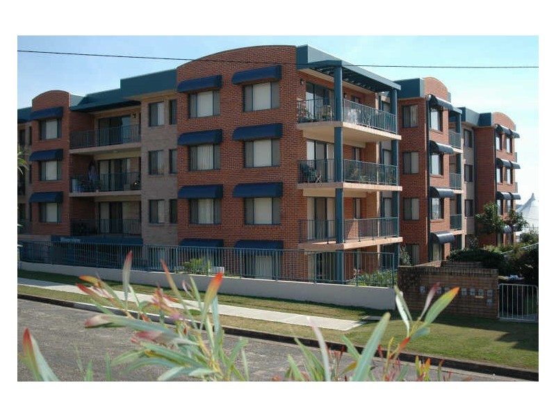 4/27-29 Waugh Street, Port Macquarie NSW 2444