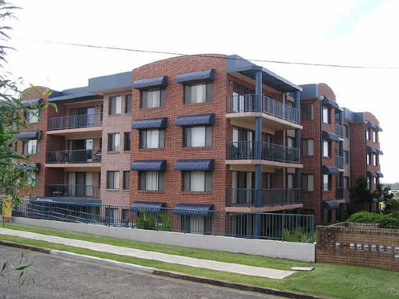 8/27-29 Waugh Street, Port Macquarie NSW 2444