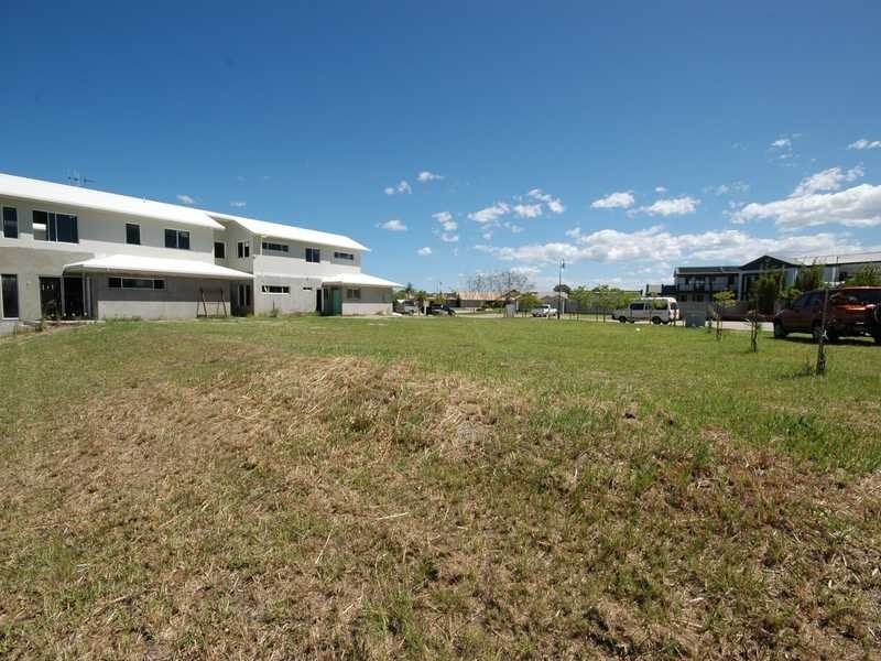 8 The Peninsula, Port Macquarie NSW 2444