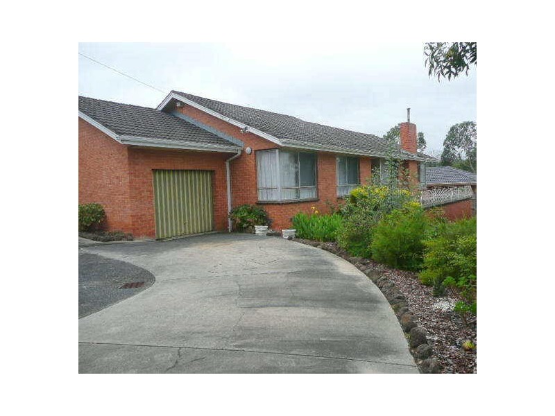 42 Felix Grove, Mooroolbark VIC 3138