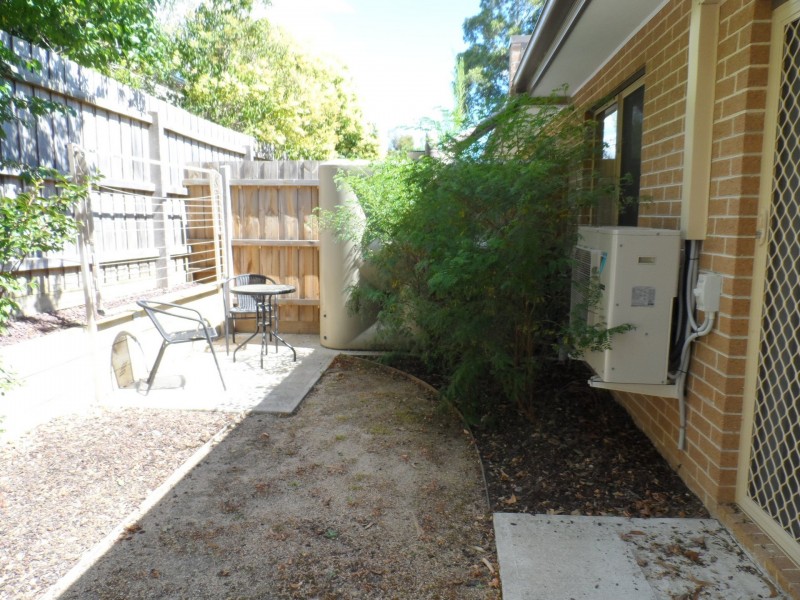 Unit 2/42 Zina Grove, Mooroolbark VIC 3138