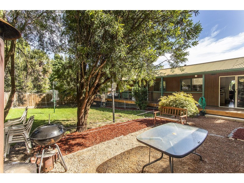 884 Warburton Highway, Seville East VIC 3139
