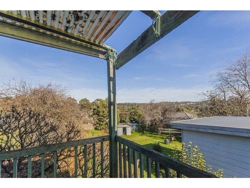 19 Carawa Street, Mooroolbark VIC 3138