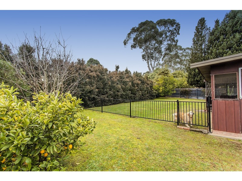 34 Bellara Drive, Mooroolbark VIC 3138