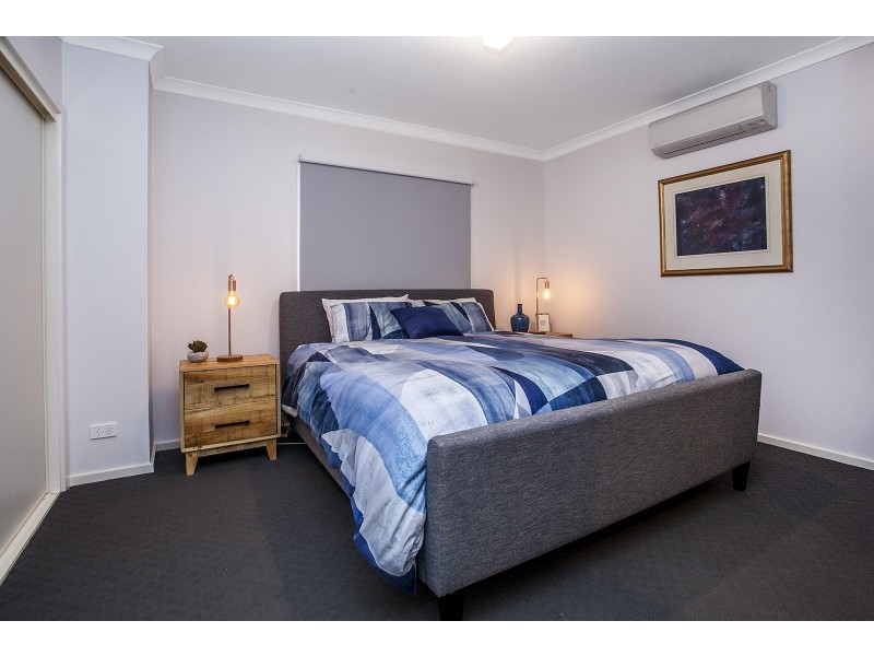11 Lithgow Way, Mooroolbark VIC 3138