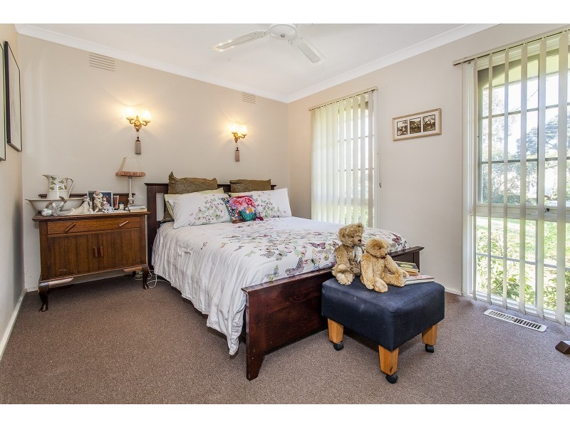 1 Anaba Court, Mooroolbark VIC 3138