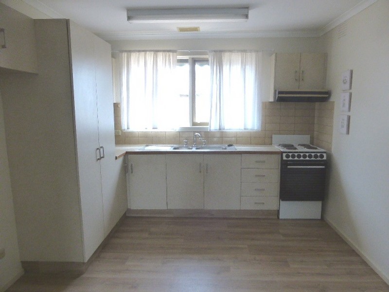 Unit 2/237-239 Hull Road, Mooroolbark VIC 3138