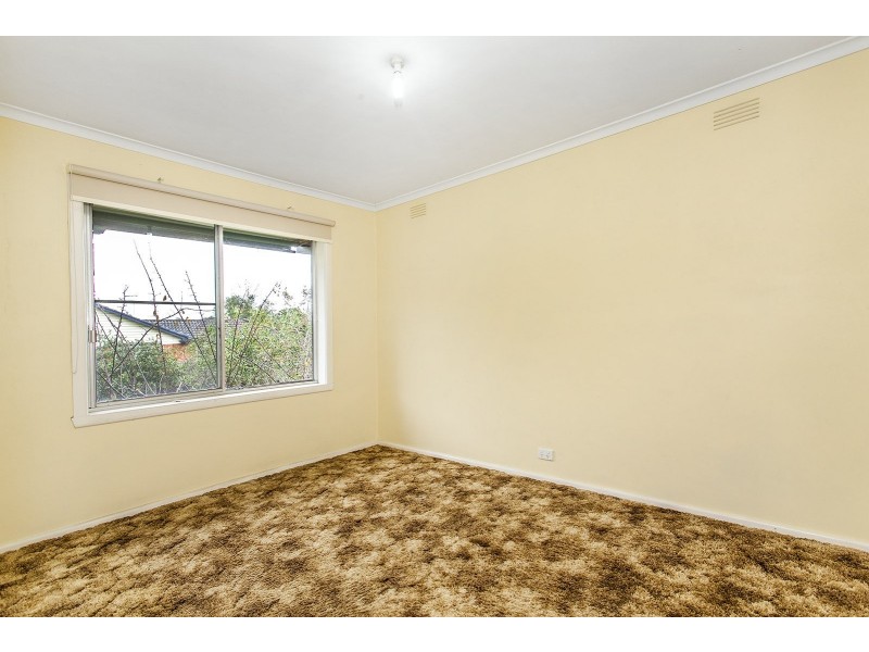 27 Ervin Road, Kilsyth VIC 3137