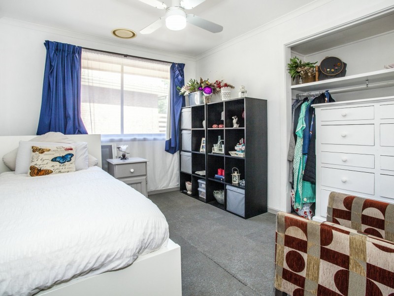 6 Brenda Court, Croydon VIC 3136