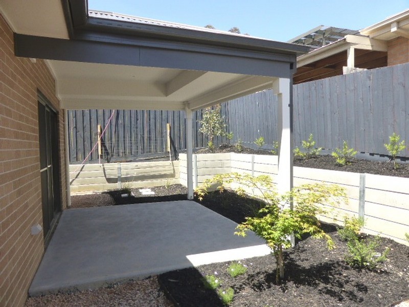 10 William Dabb Terrace, Croydon VIC 3136