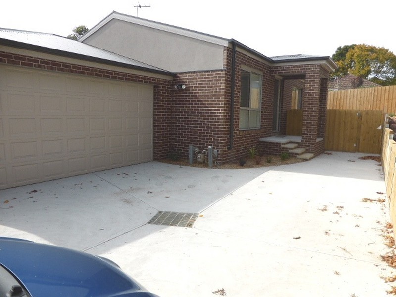 7a Shakespeare Avenue, Mooroolbark VIC 3138