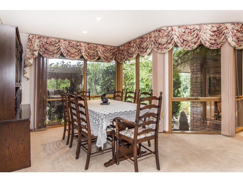 5 Delmont Court, Mooroolbark VIC 3138