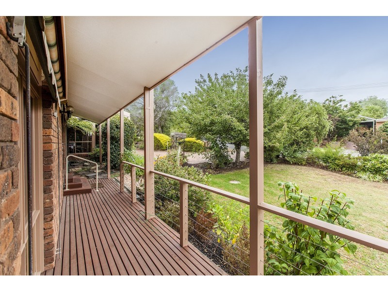 5 Delmont Court, Mooroolbark VIC 3138