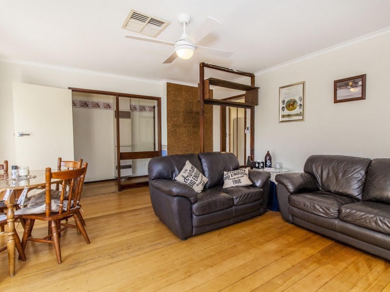 1/10 Winifred Road, Mooroolbark VIC 3138