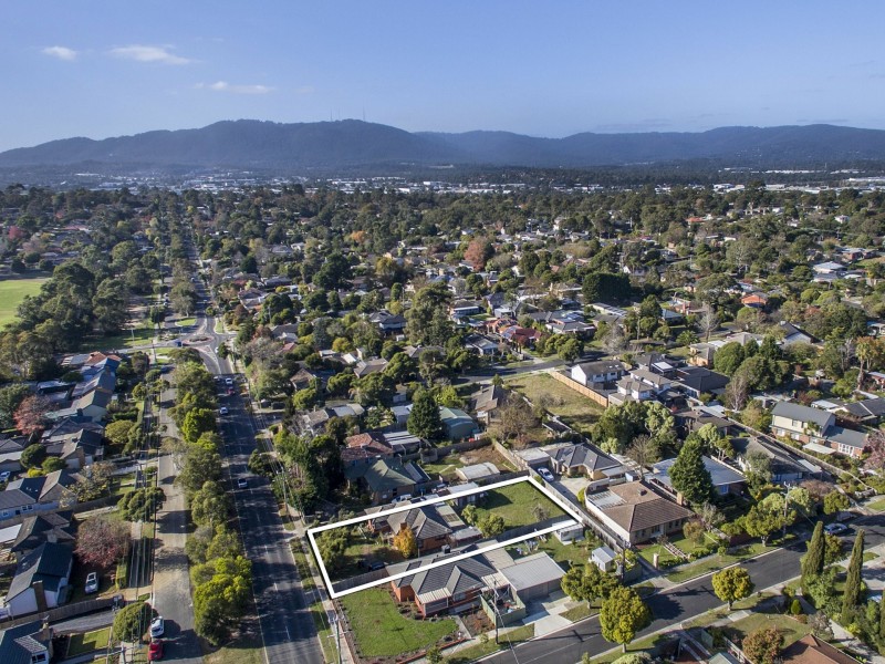 100 Eastfield Road, Croydon VIC 3136