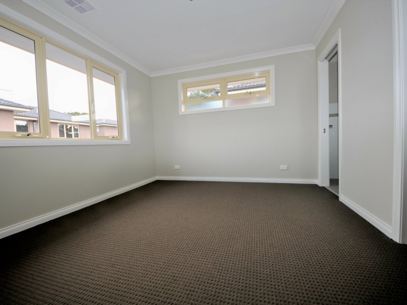 Unit 8/48 Lusher Road, Croydon VIC 3136