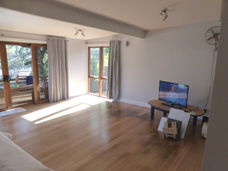 21 Woodville Road, Mooroolbark VIC 3138