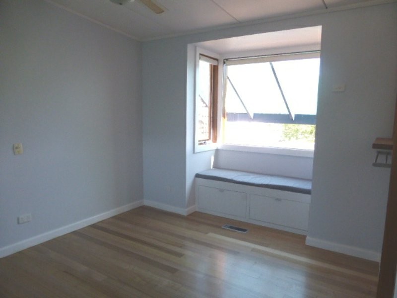 21 Woodville Road, Mooroolbark VIC 3138