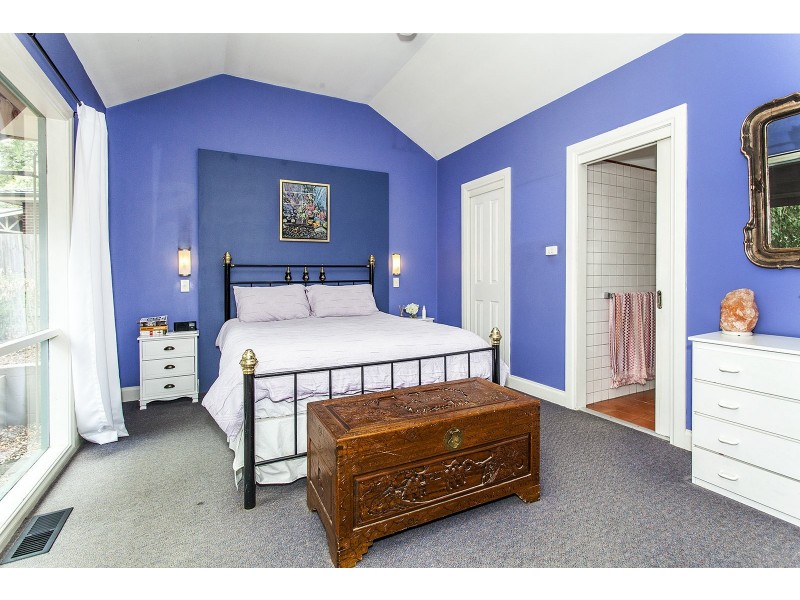 13 Krowera Street, Mooroolbark VIC 3138