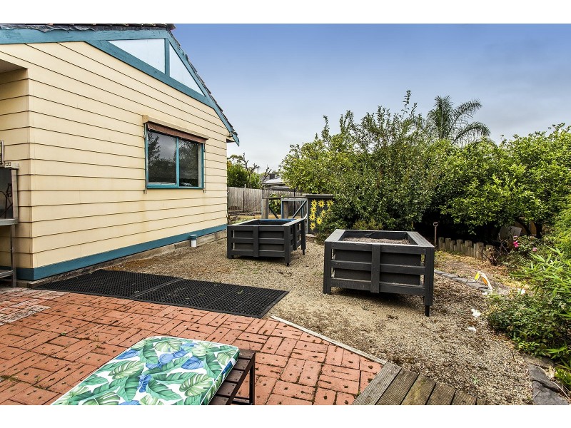 13 Krowera Street, Mooroolbark VIC 3138