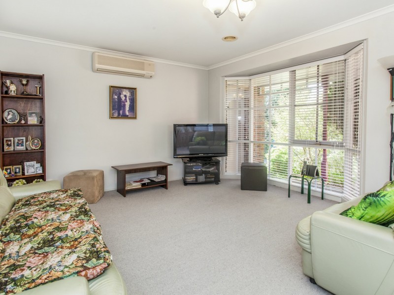 8 Briarwood Court, Croydon VIC 3136