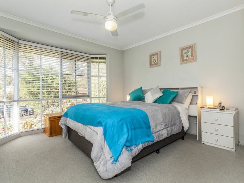 8 Briarwood Court, Croydon VIC 3136
