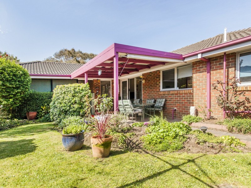 8 Briarwood Court, Croydon VIC 3136