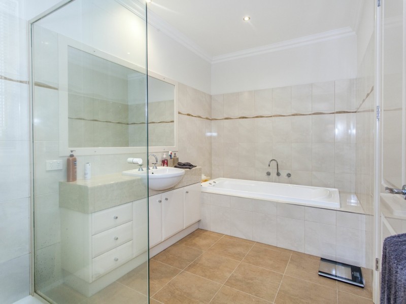 7 Kingston Way, Mooroolbark VIC 3138