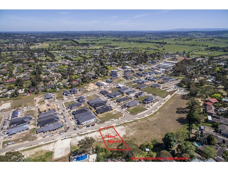 37 Outlook Drive, Chirnside Park VIC 3116