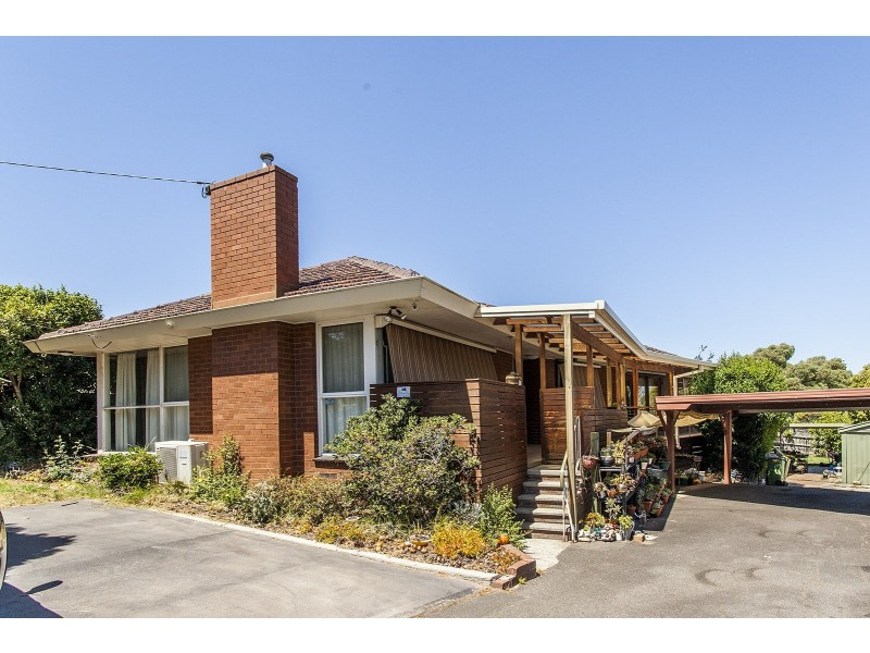 8 Old Kent Road, Mooroolbark VIC 3138